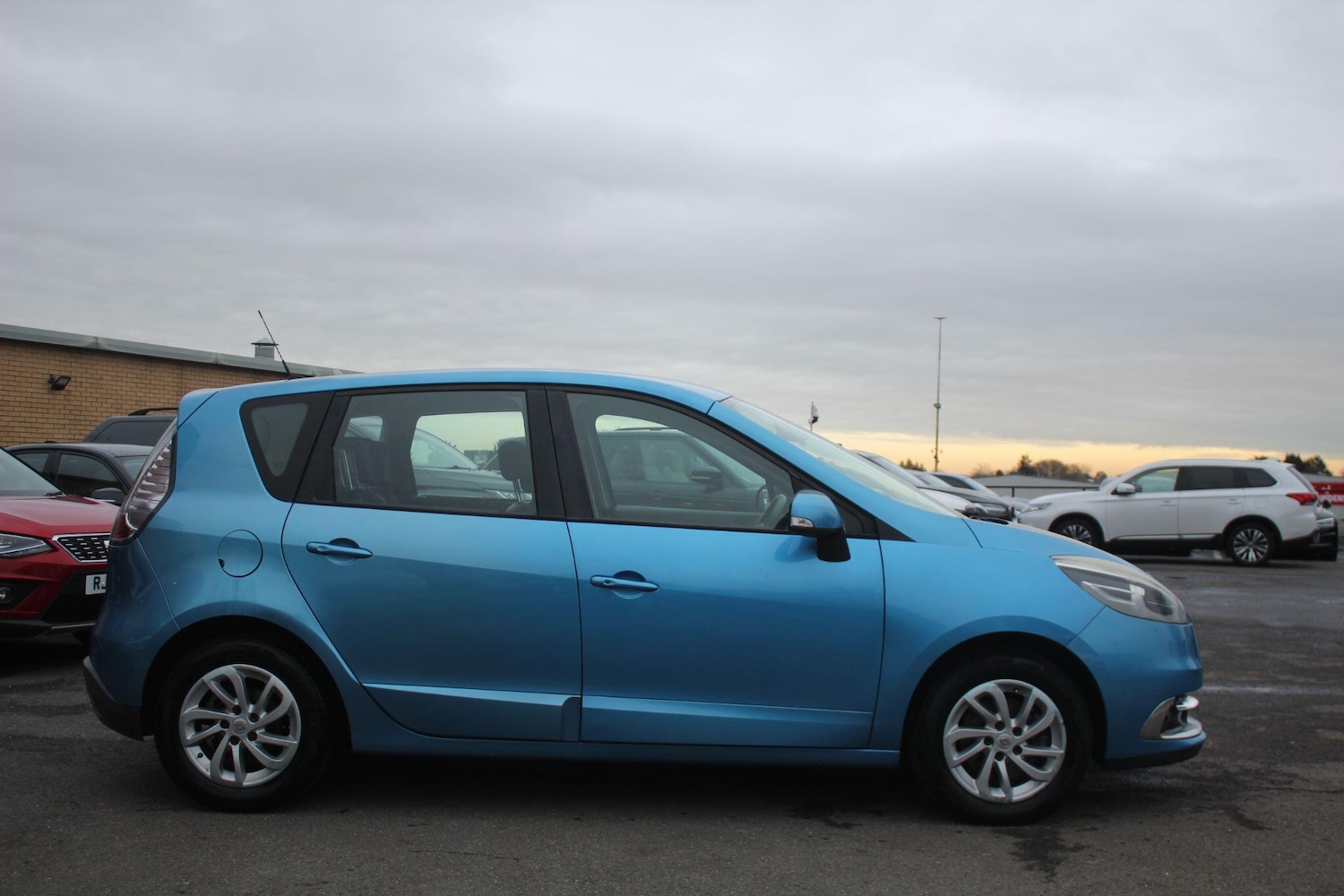 Used Renault Scenic 2013 for sale - 77216281: Photo 3