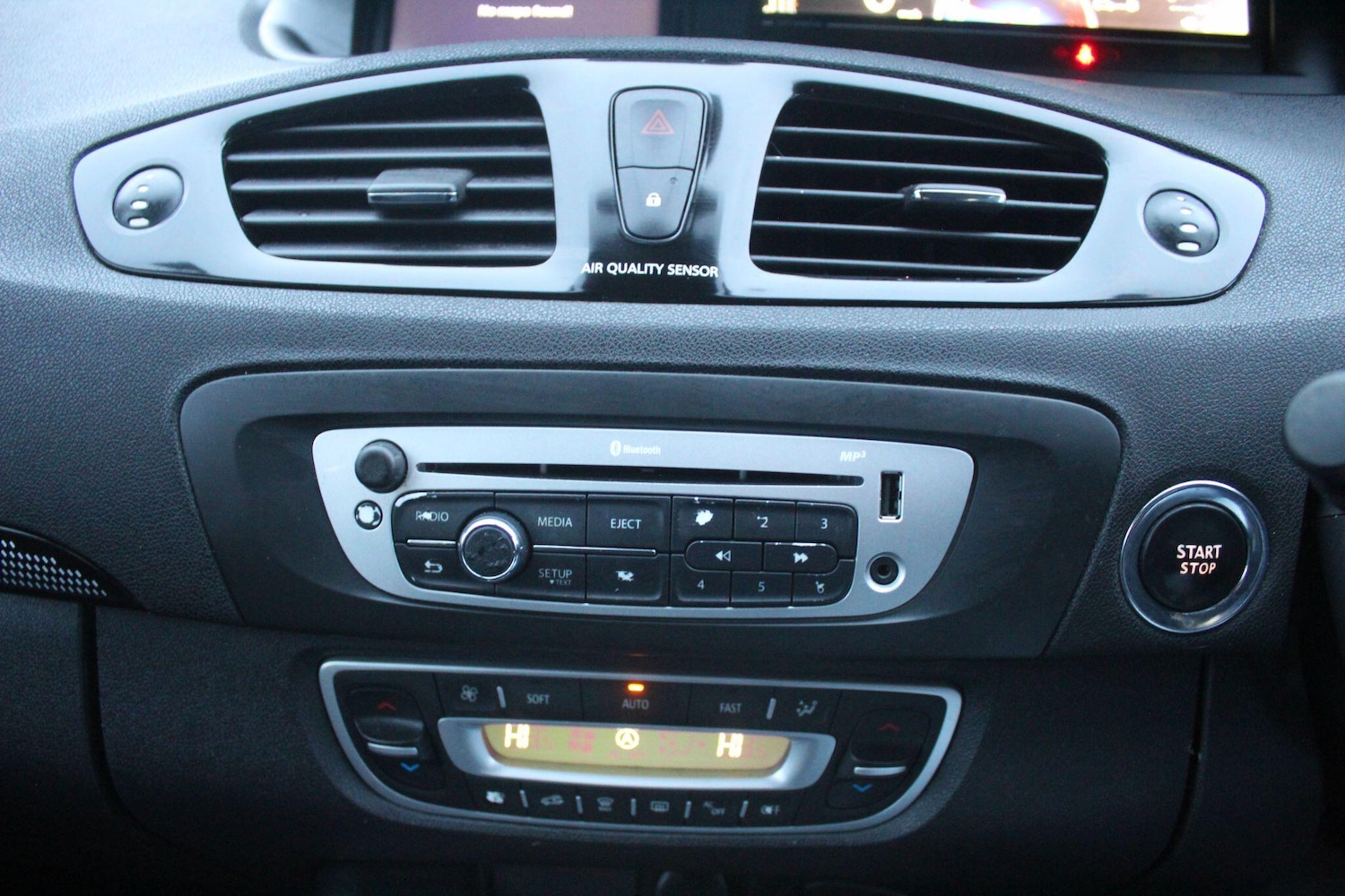 Used Renault Scenic 2013 for sale - 77216281: Photo 37