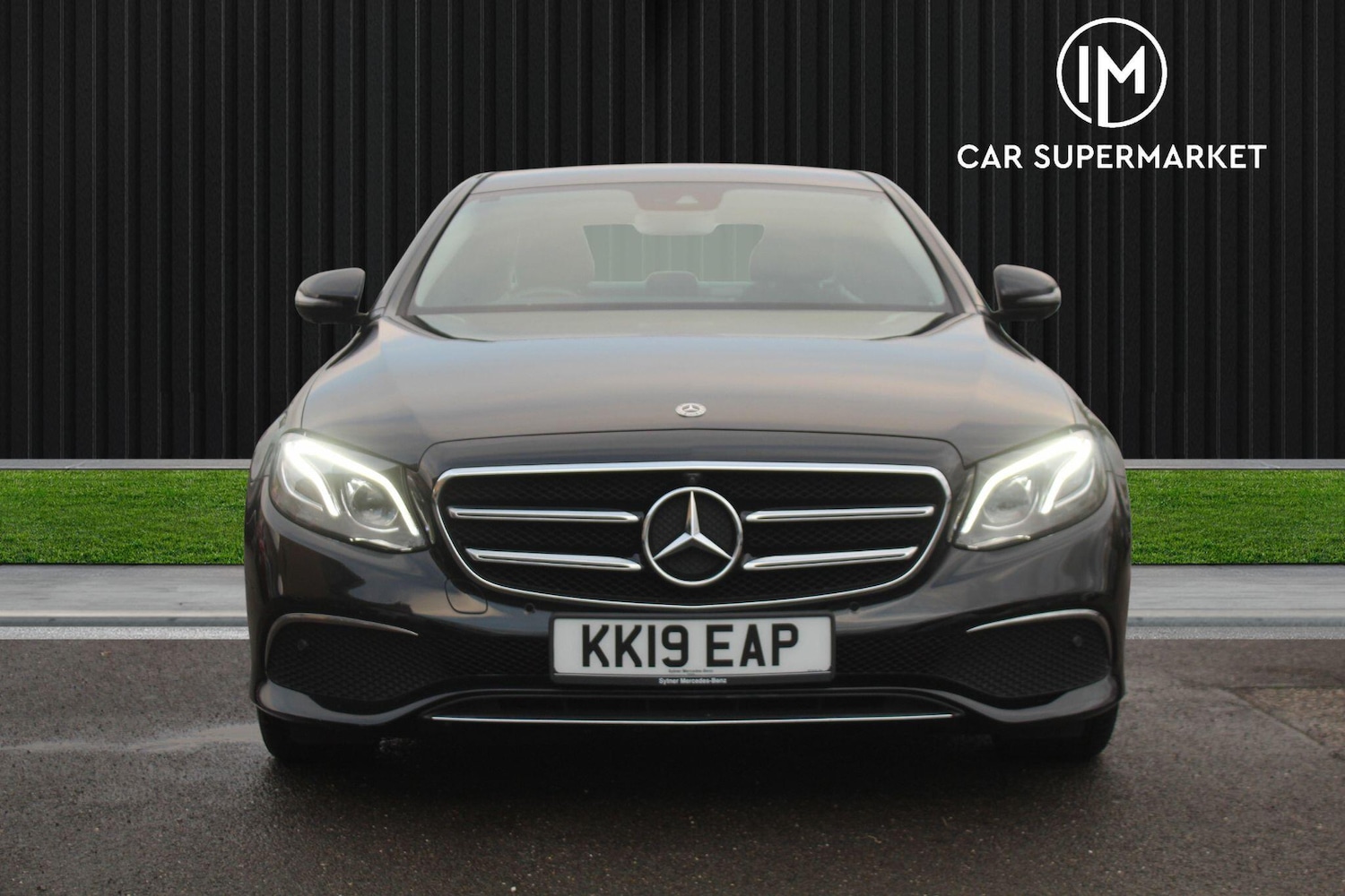 Used Mercedes-Benz E Class 2019 for sale - 76499109: Photo 2