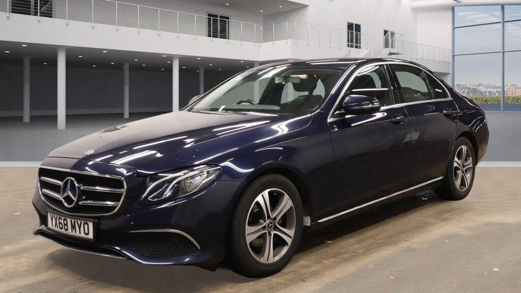 Used Mercedes-Benz E Class 2018 for sale - 77455629: Photo 2