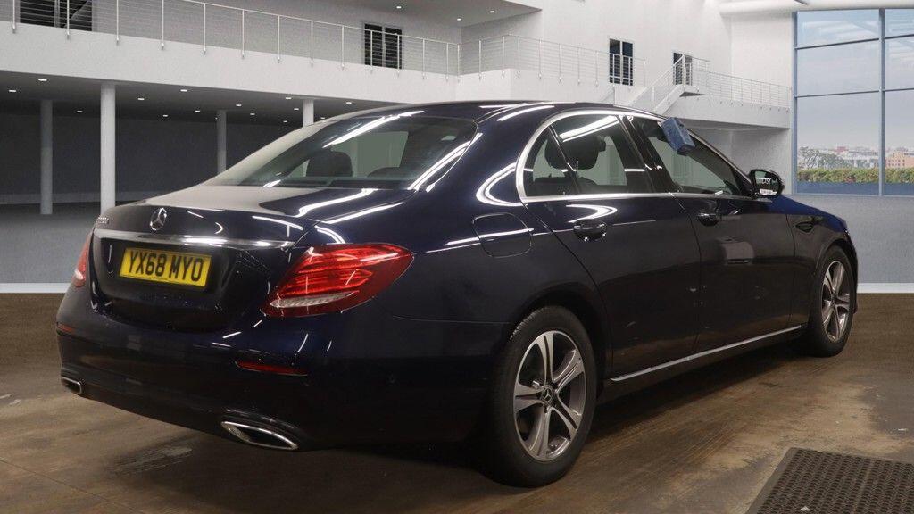 Used Mercedes-Benz E Class 2018 for sale - 77455629: Photo 4