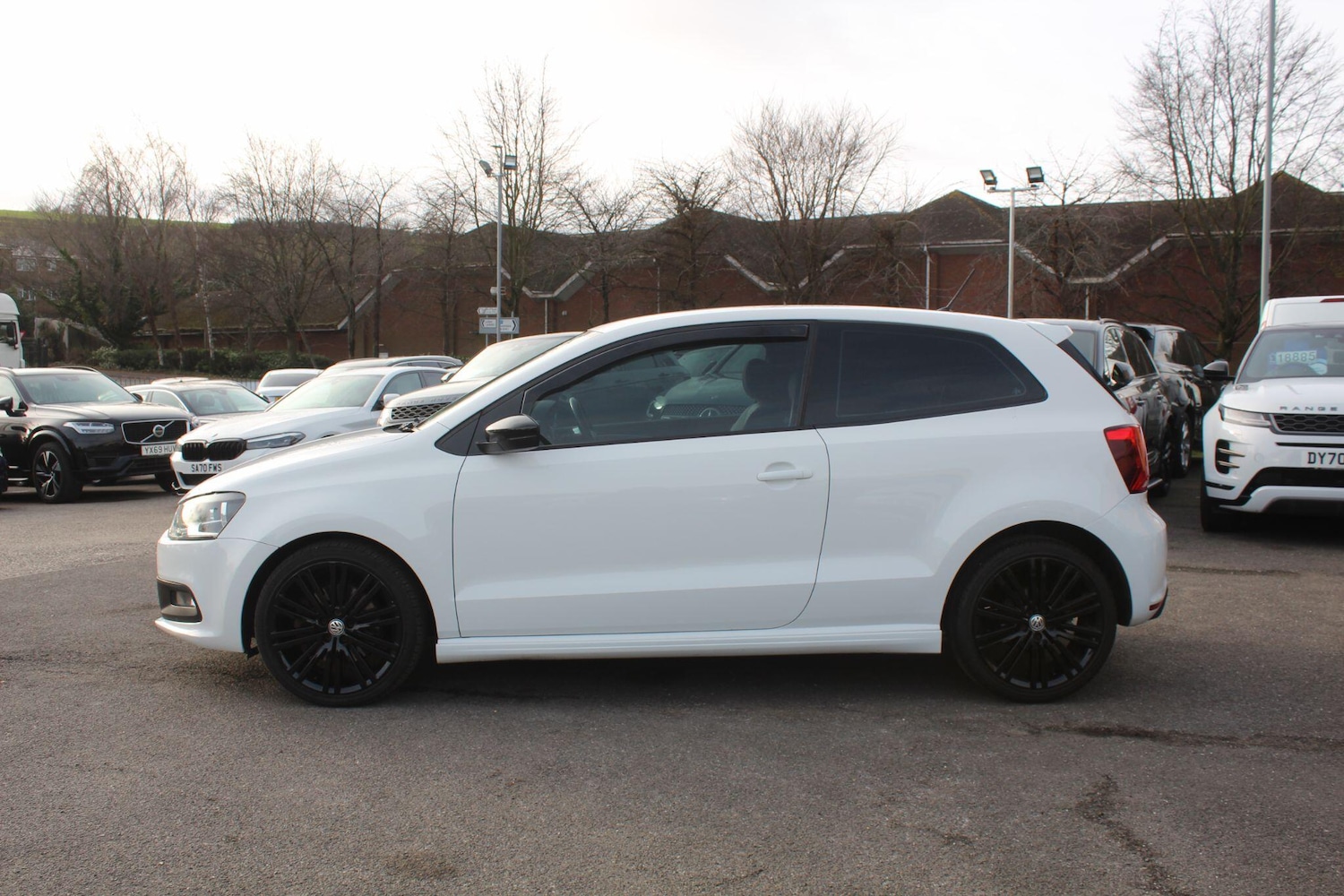 Used Volkswagen Polo 2017 for sale - 77084425: Photo 8