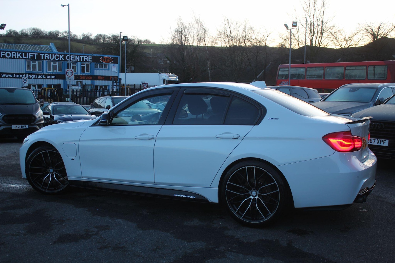 Used BMW 3 Series 2017 for sale - 77074923: Photo 12