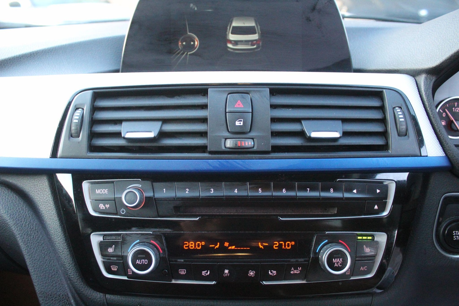 Used BMW 3 Series 2017 for sale - 77074923: Photo 42