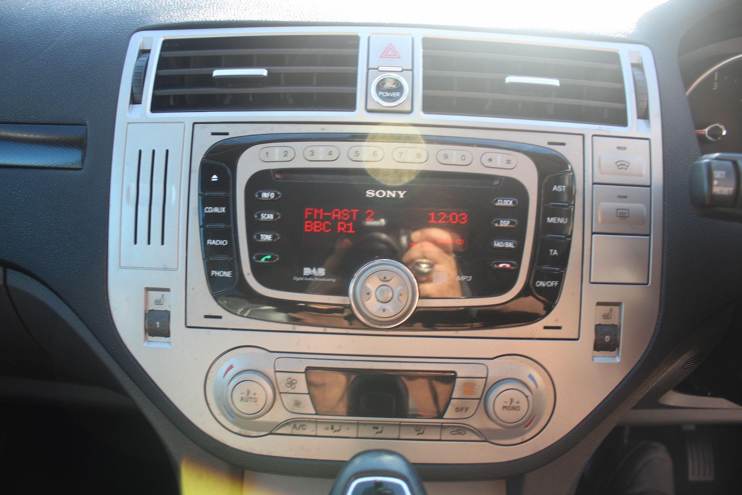 Used Ford Kuga 2011 for sale - 77559279: Photo 28