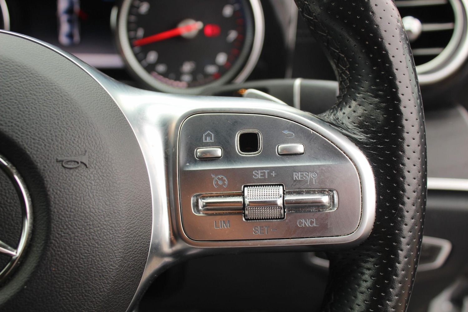 Used Mercedes-Benz E Class 2019 for sale - 77054109: Photo 22