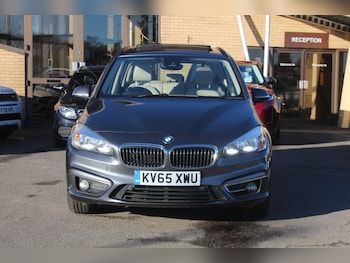 Used BMW 2 Series 2015 for sale - 76759636: Photo