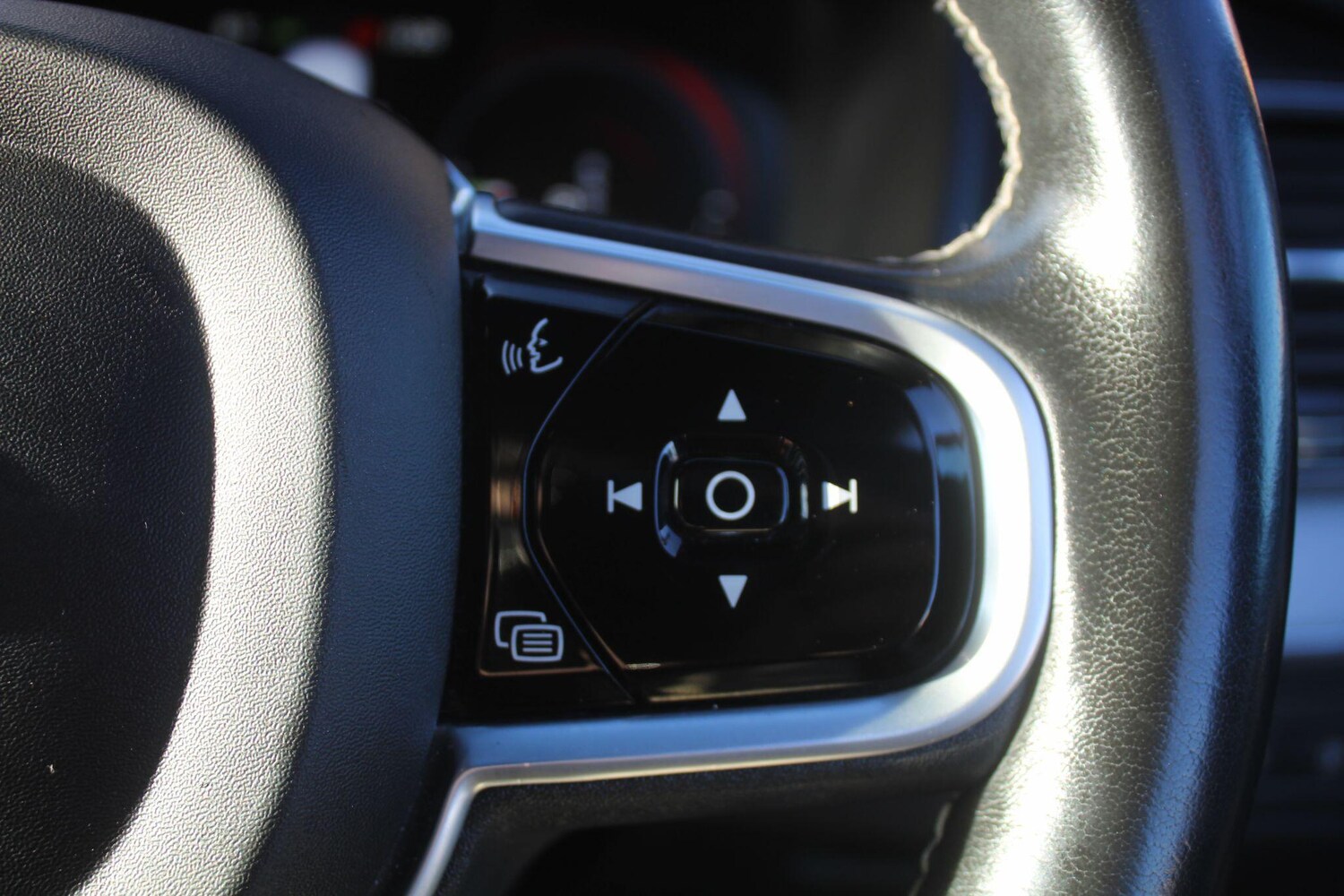 Used Volvo XC90 2020 for sale - 76283168: Photo 36