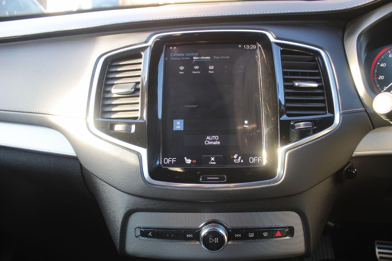 Used Volvo XC90 2020 for sale - 76283168: Photo 44