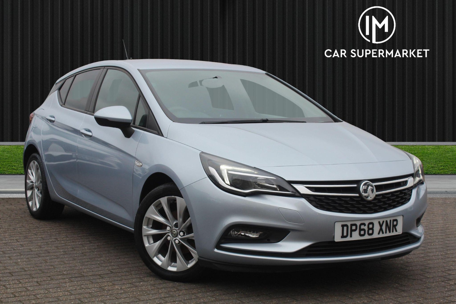 Used Vauxhall Astra 2018 for sale - 76002457: Photo 1