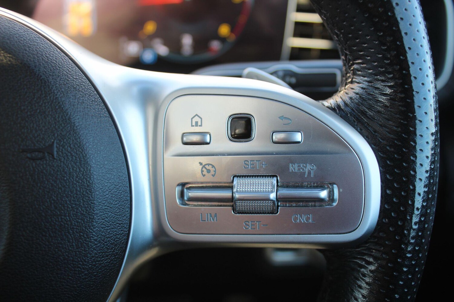 Used Mercedes-Benz GLE 2019 for sale - 76549238: Photo 30