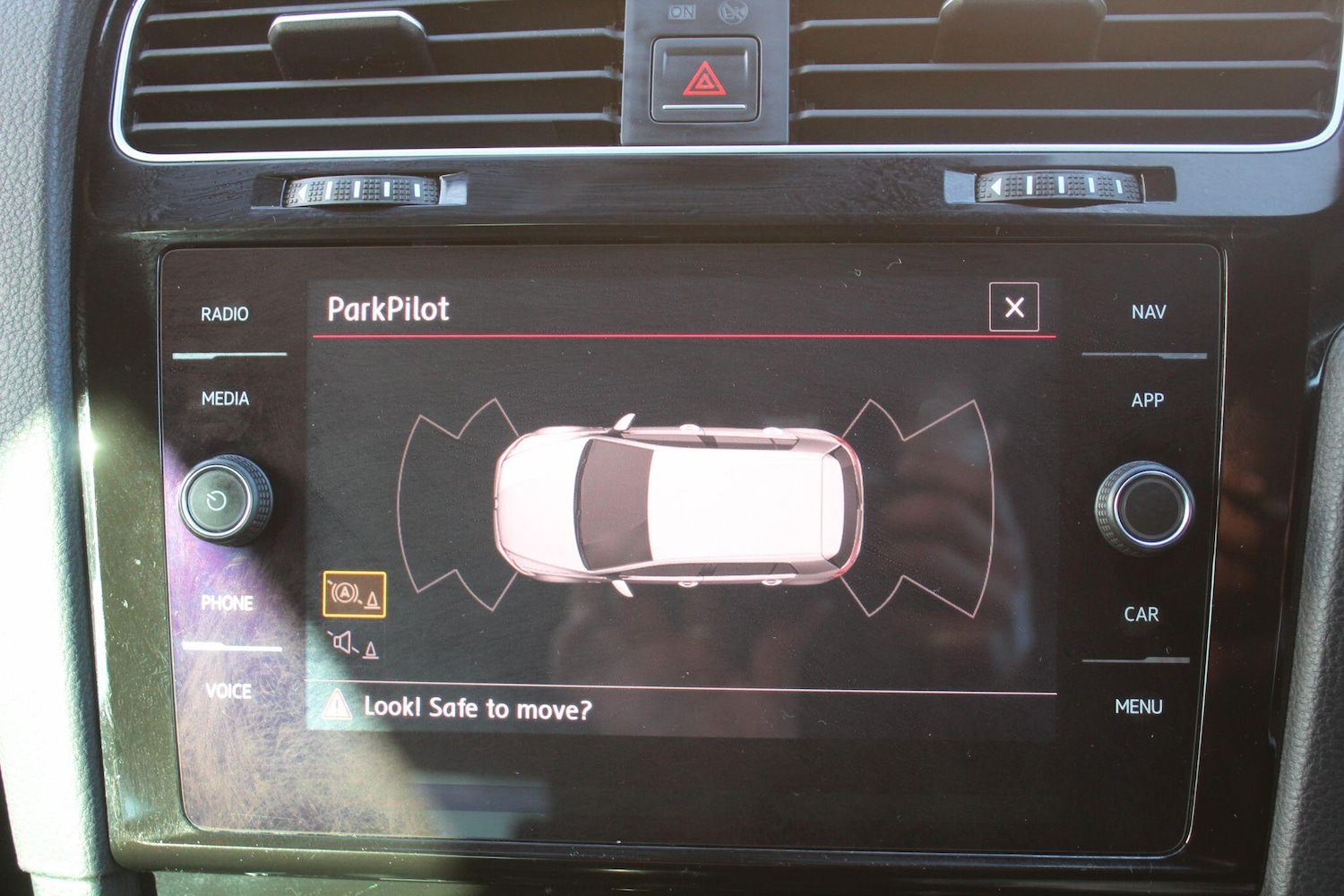 Used Volkswagen Golf 2017 for sale - 76994333: Photo 35