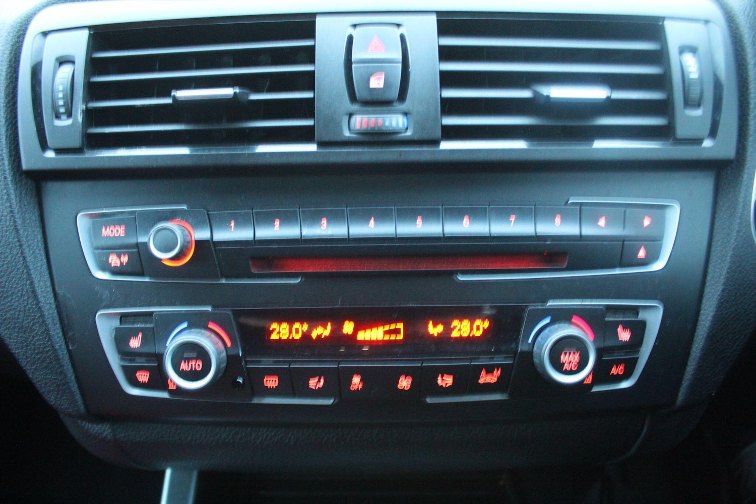 Used BMW 1 Series 2013 for sale - 76742399: Photo 32