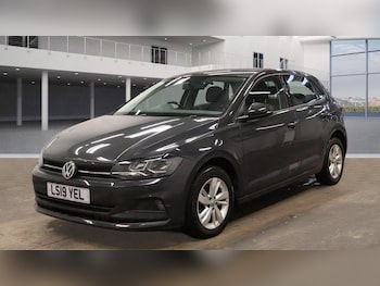 Used Volkswagen Polo 2019 for sale - 76976593: Photo