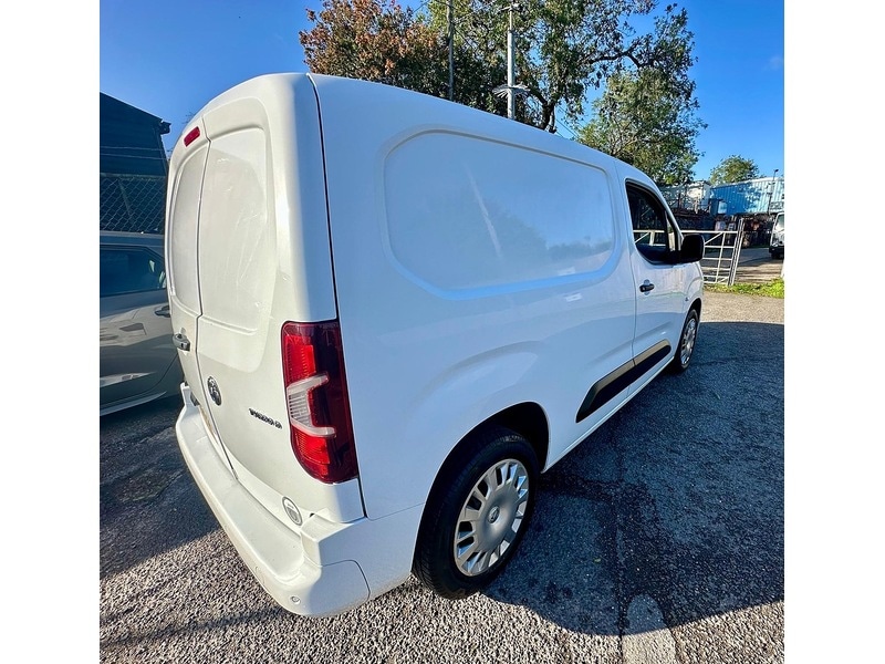 Used Vauxhall Combo 2019 for sale - 76605242: Photo 4