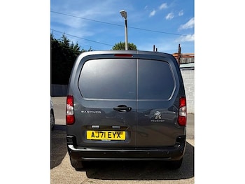 Used Peugeot Partner 2022 for sale - 78673256: Photo