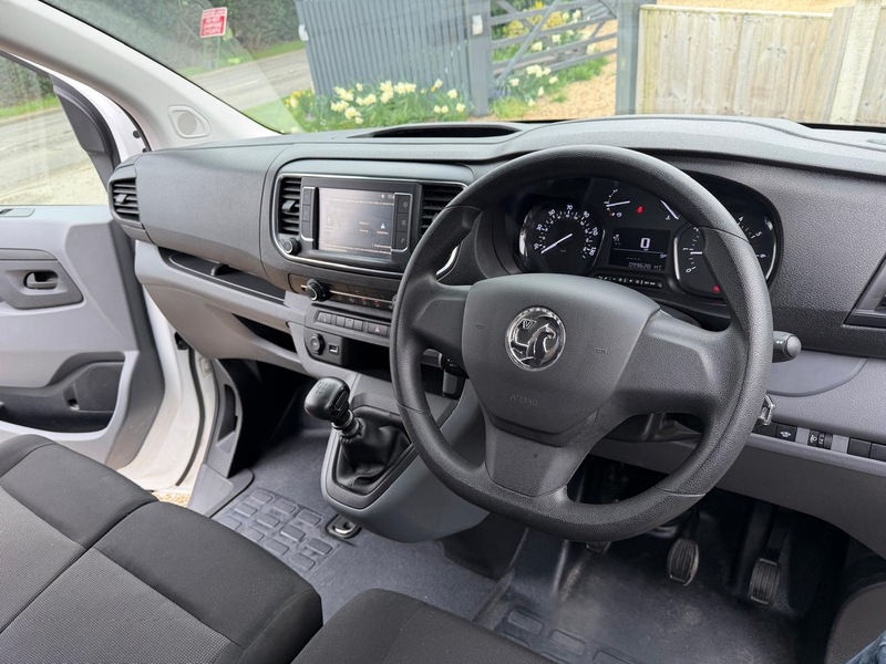 Used Vauxhall Vivaro 2022 for sale - 77850871: Photo 15