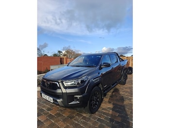 Toyota - Hilux