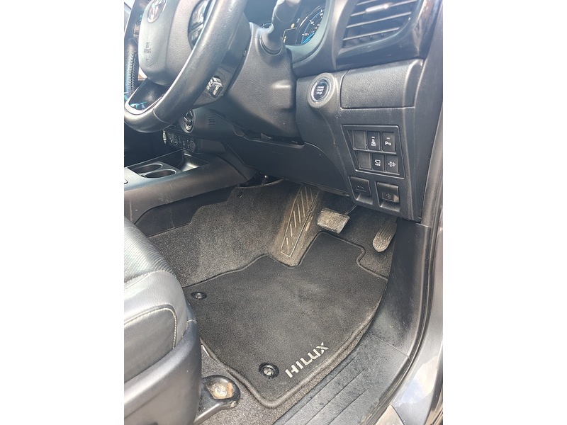 Used Toyota Hilux 2022 for sale - 76848510: Photo 20