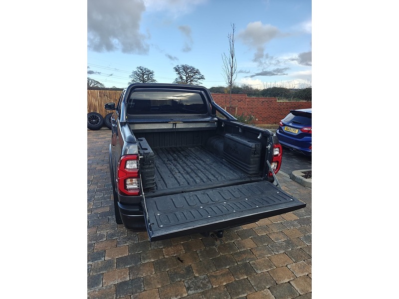 Used Toyota Hilux 2022 for sale - 76848510: Photo 41