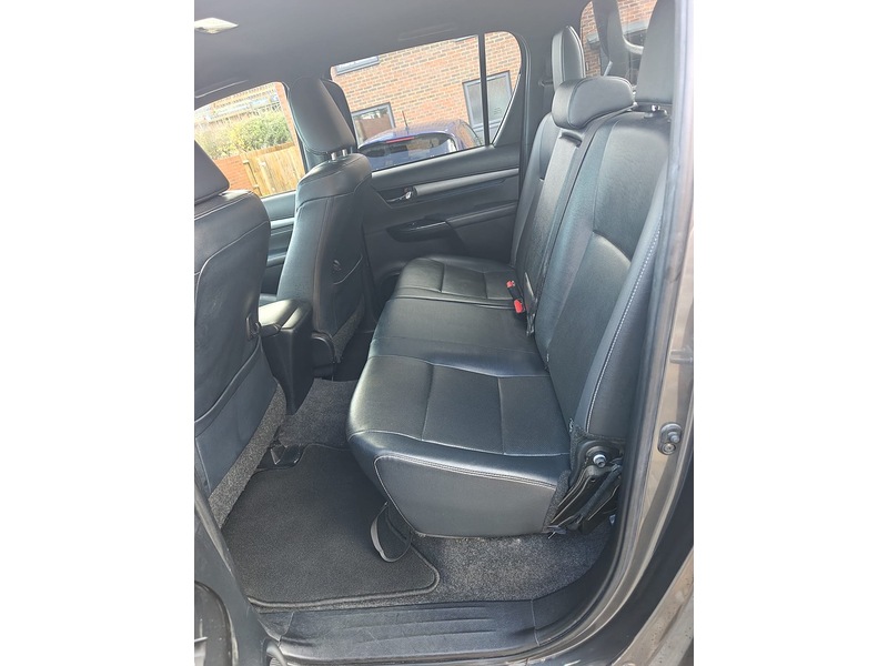 Used Toyota Hilux 2022 for sale - 76848510: Photo 47