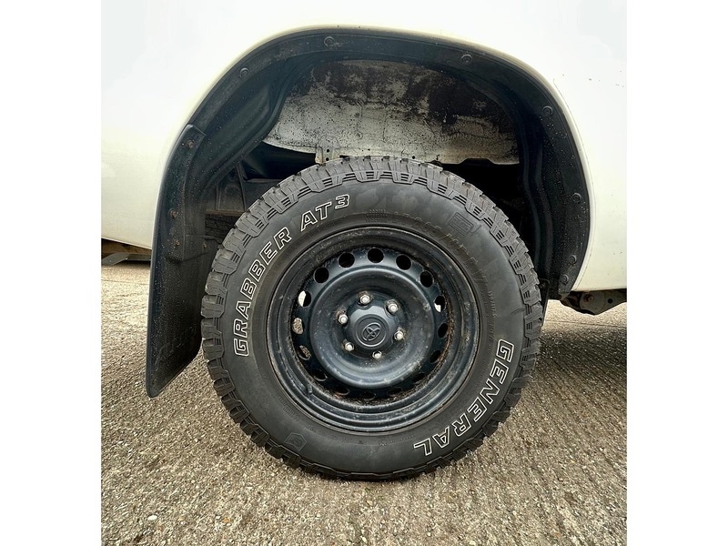 Used Toyota Hilux 2021 for sale - 76605239: Photo 16