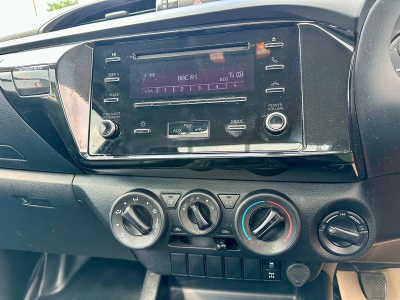 Used Toyota Hilux 2021 for sale - 76605239: Photo 22