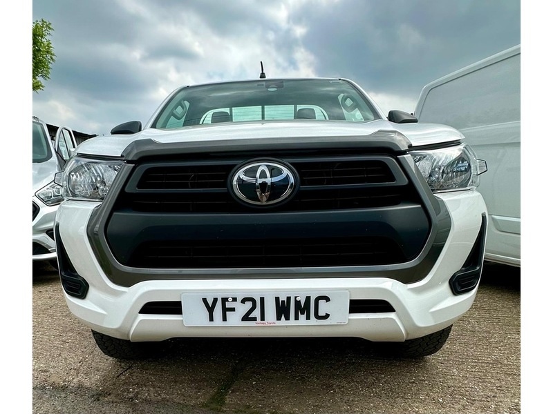 Used Toyota Hilux 2021 for sale - 76605239: Photo 4