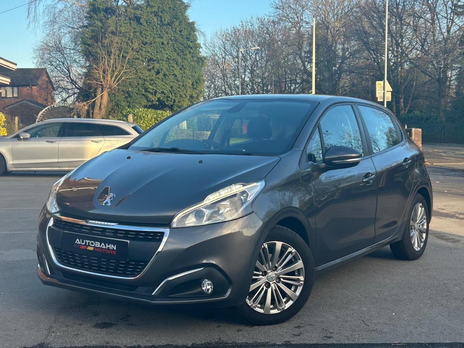 Used Peugeot 208 2018 for sale - 77016746: Photo 1