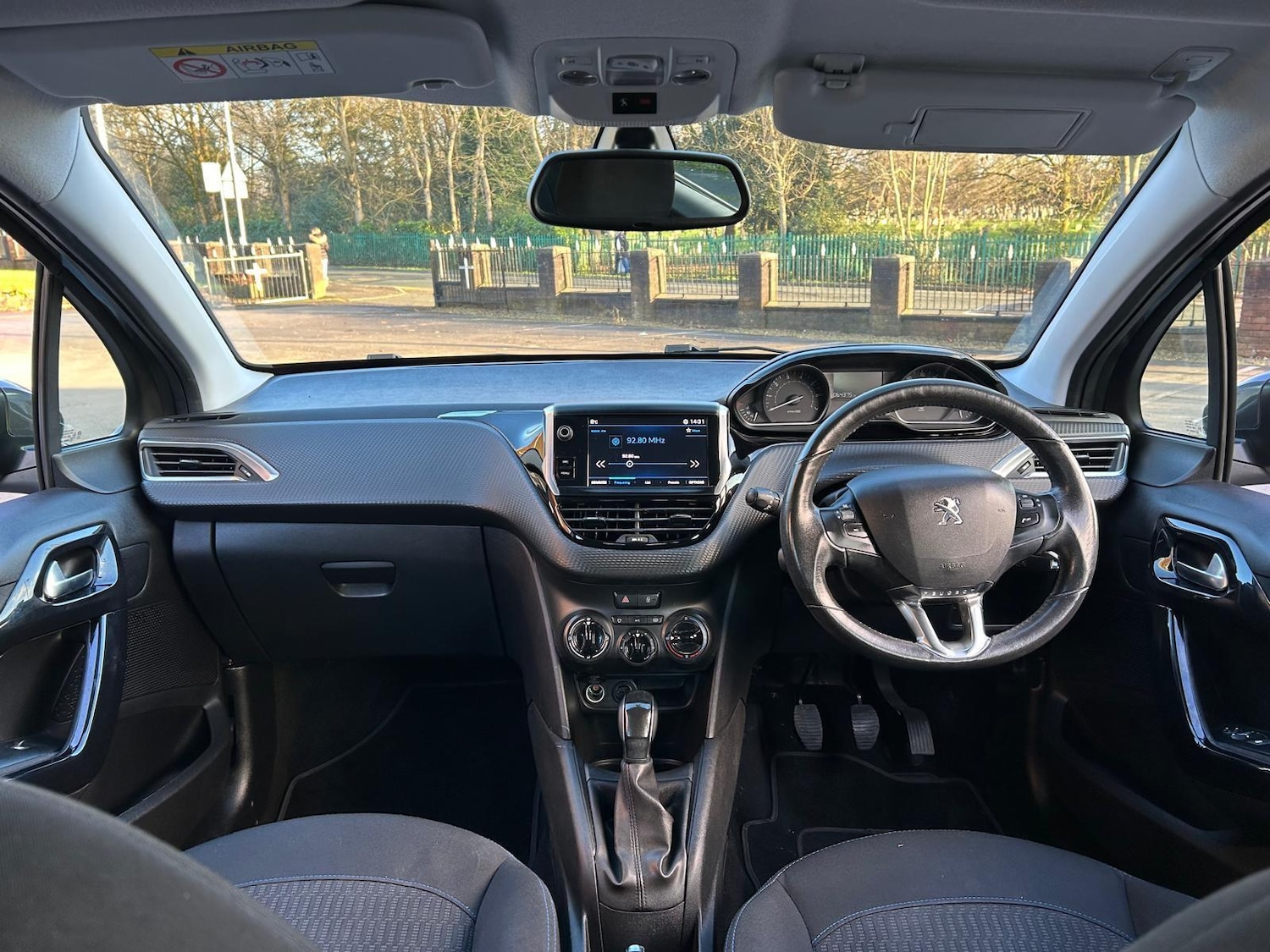 Used Peugeot 208 2018 for sale - 77016746: Photo 3