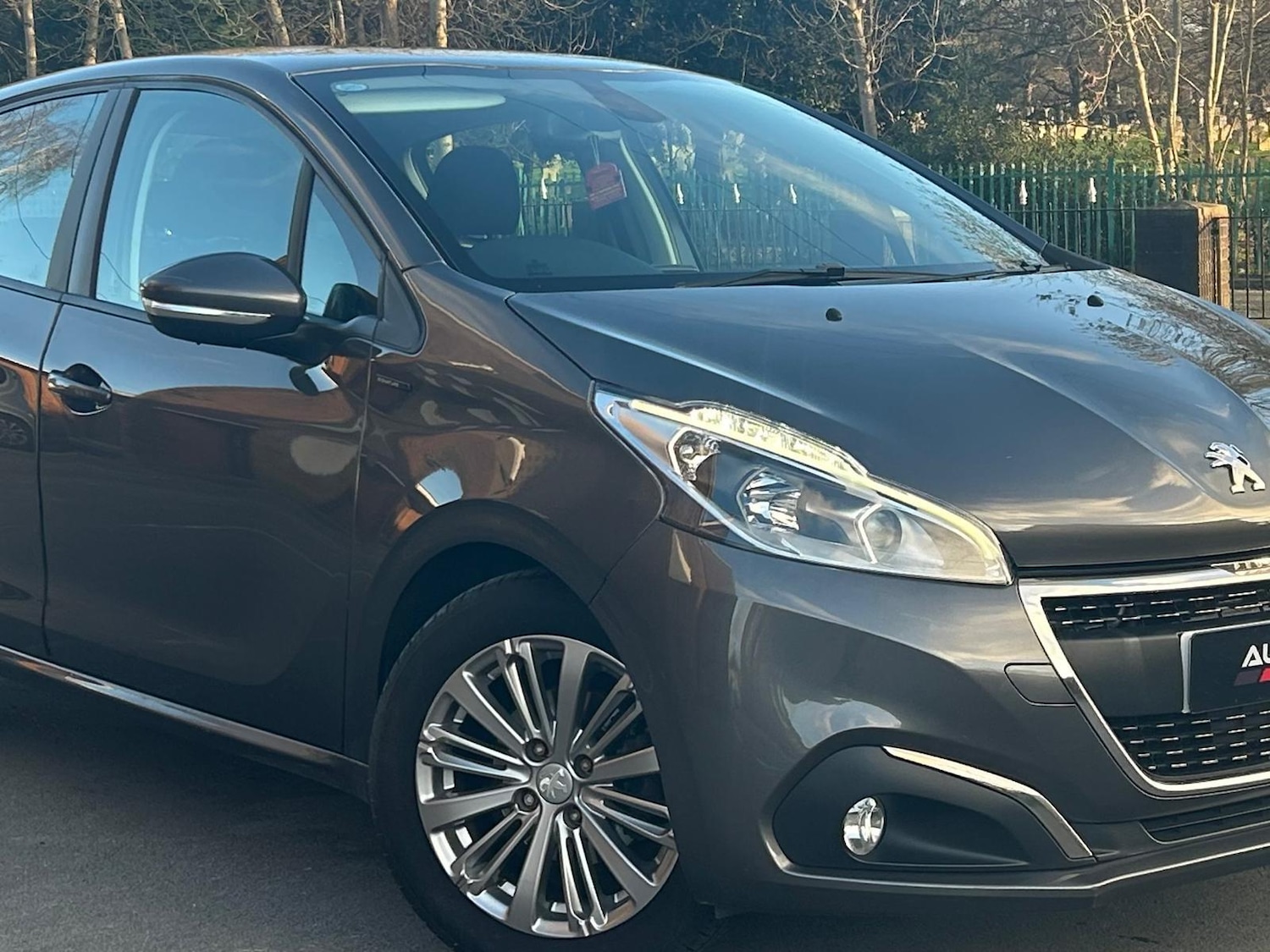 Used Peugeot 208 2018 for sale - 77016746: Photo 8