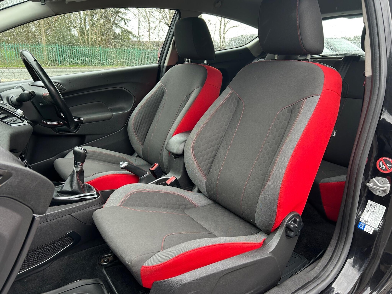 Used Ford Fiesta 2015 for sale - 77909123: Photo 3