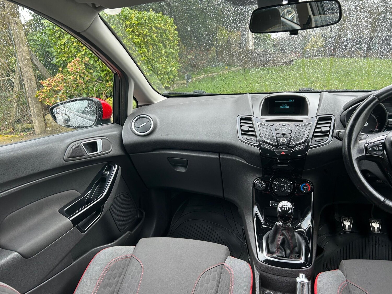 Used Ford Fiesta 2015 for sale - 77909123: Photo 33