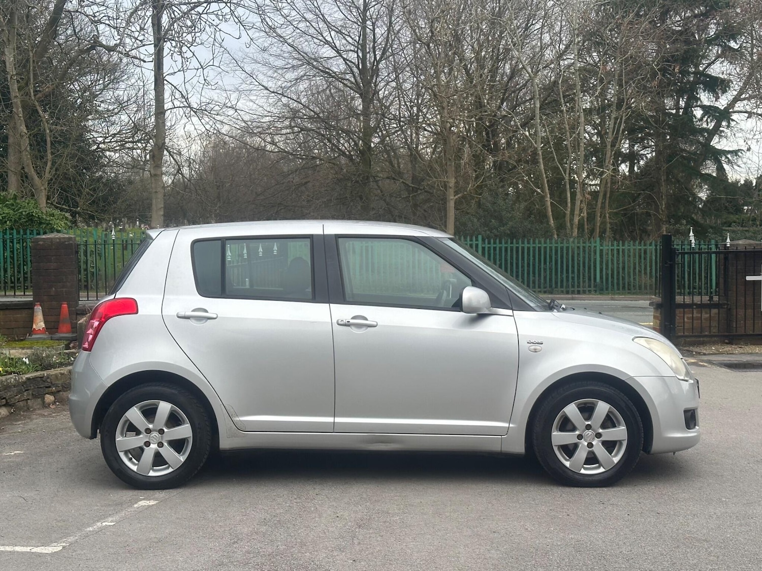 Used Suzuki Swift 2009 for sale - 77637802: Photo 14