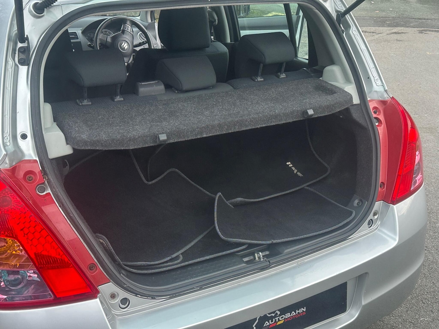 Used Suzuki Swift 2009 for sale - 77637802: Photo 25