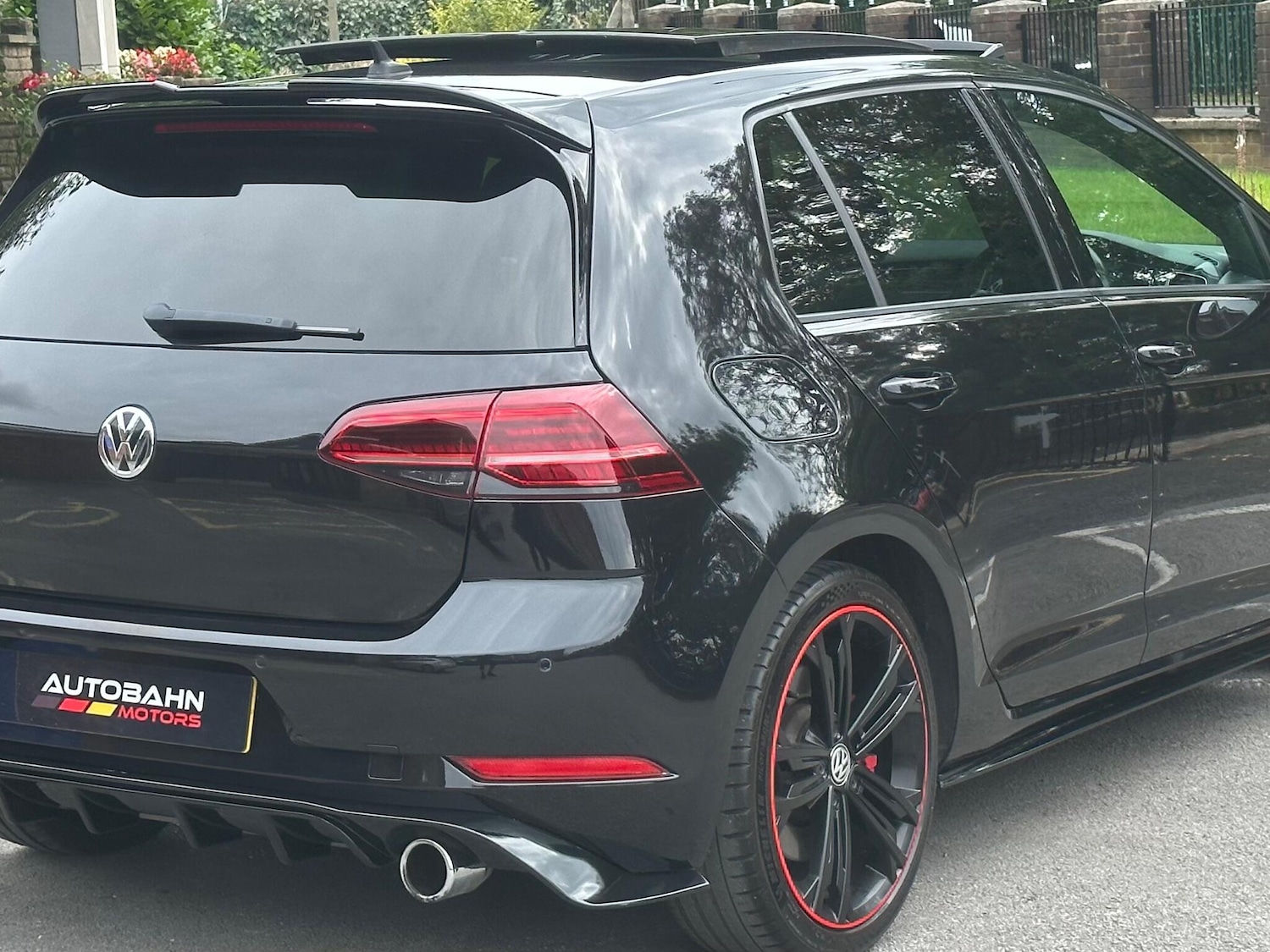 Used Volkswagen Golf 2018 for sale - 76094710: Photo 10