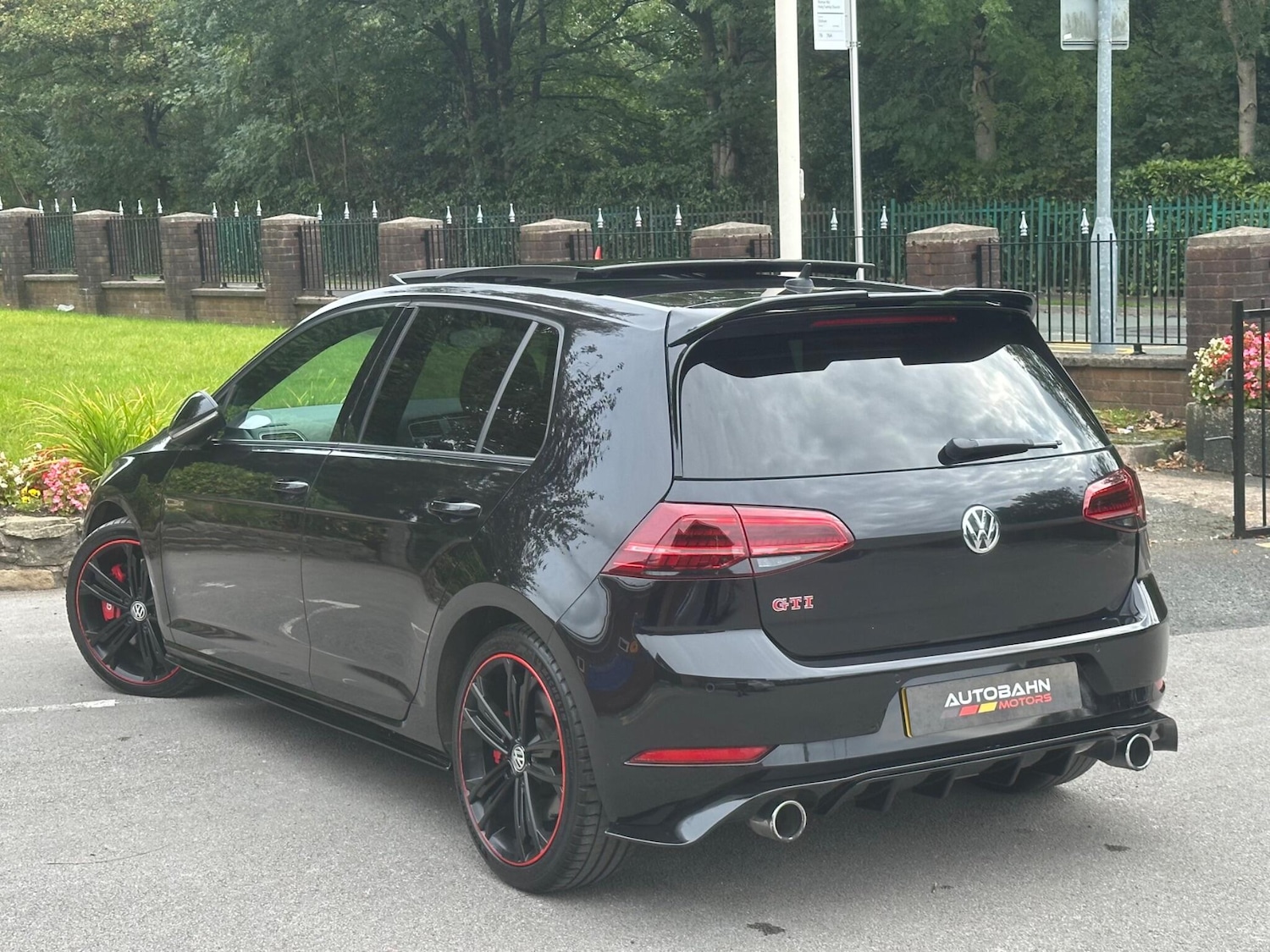 Used Volkswagen Golf 2018 for sale - 76094710: Photo 12