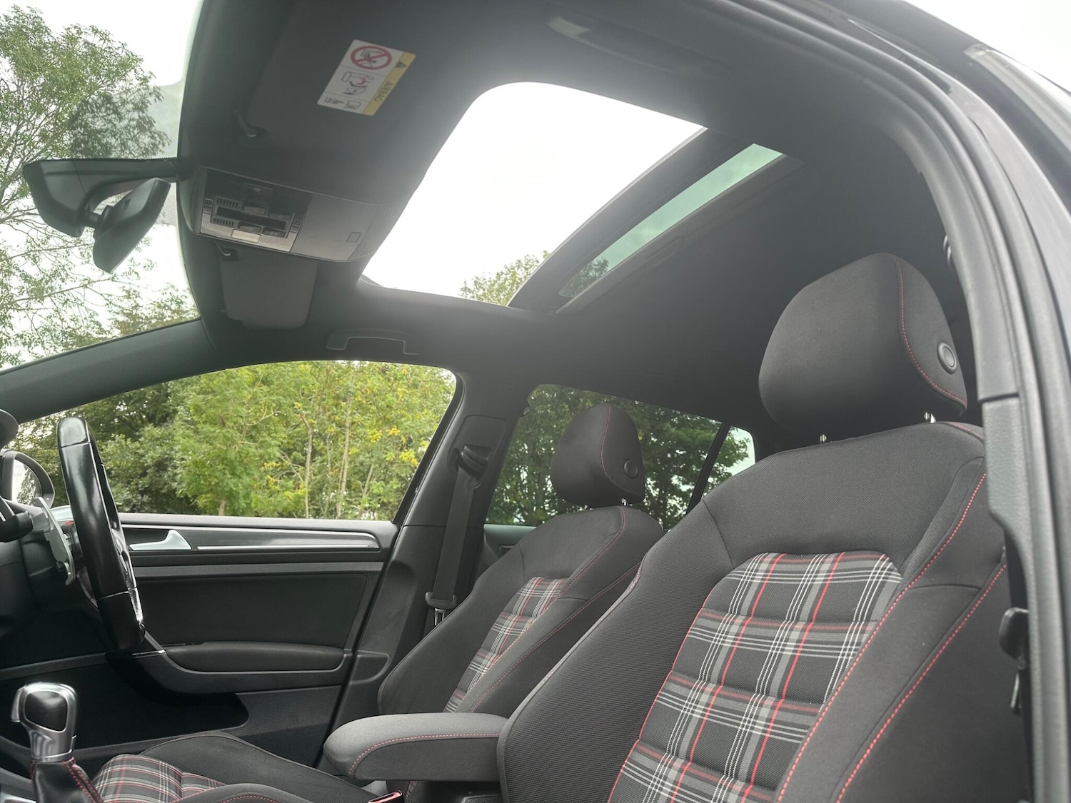 Used Volkswagen Golf 2018 for sale - 76094710: Photo 32