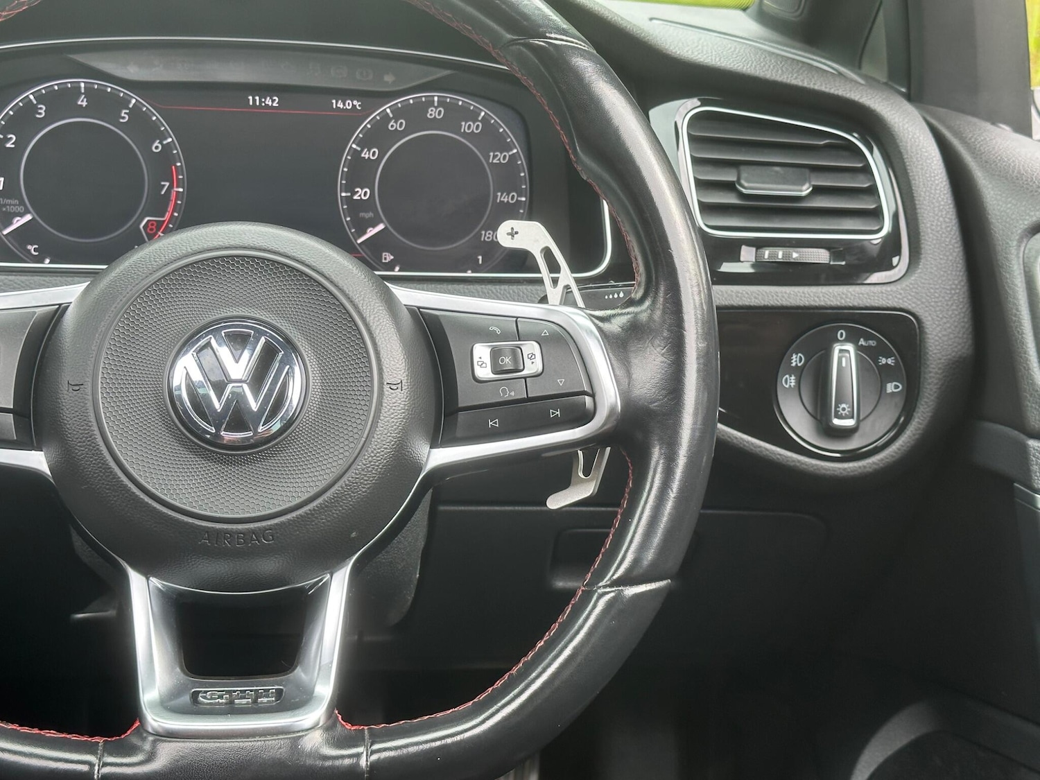 Used Volkswagen Golf 2018 for sale - 76094710: Photo 38
