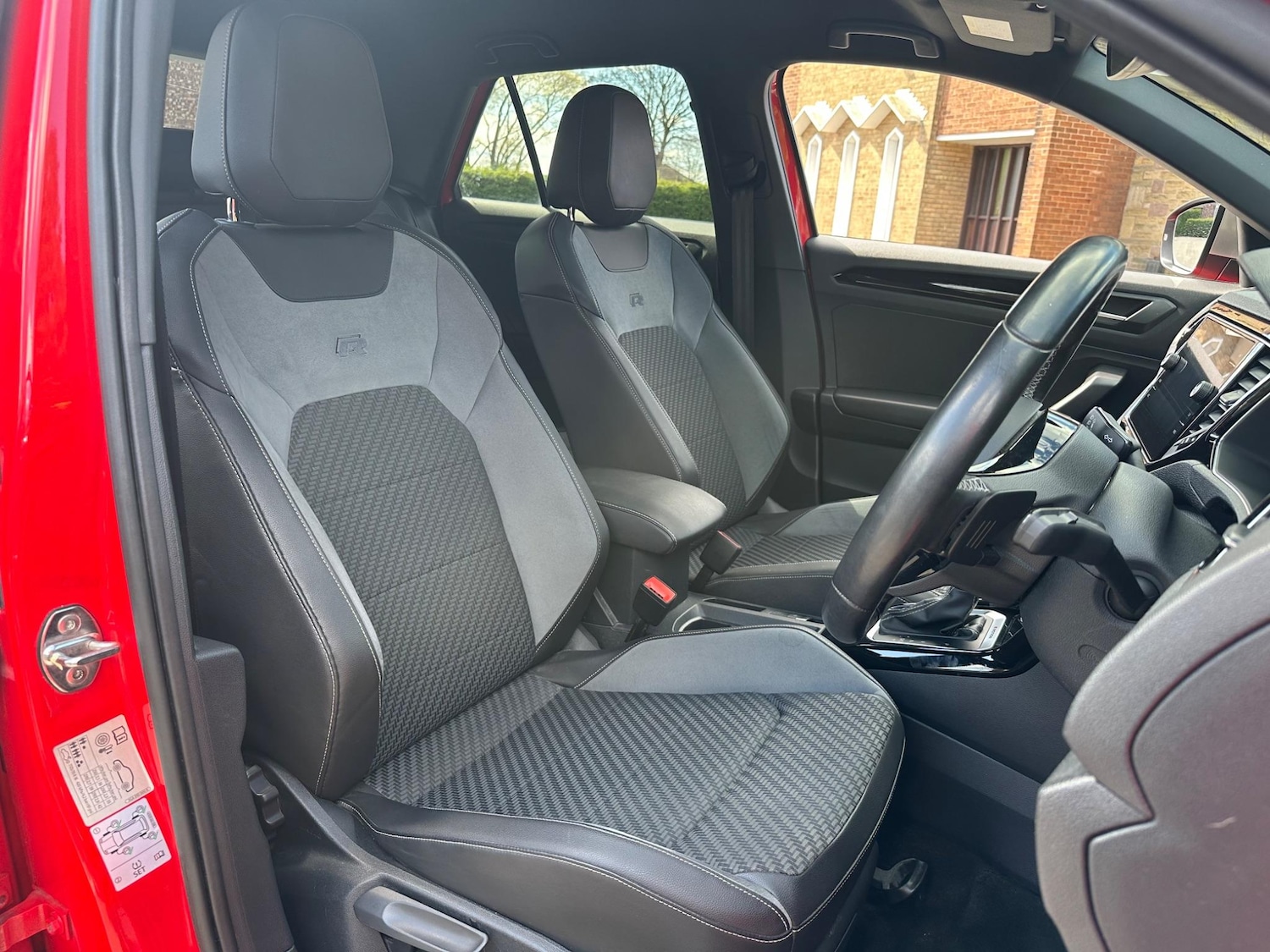 Used Volkswagen T-Roc 2020 for sale - 76991318: Photo 29