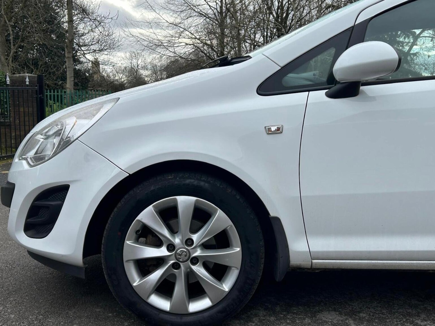 Used Vauxhall Corsa 2012 for sale - 77709490: Photo 20