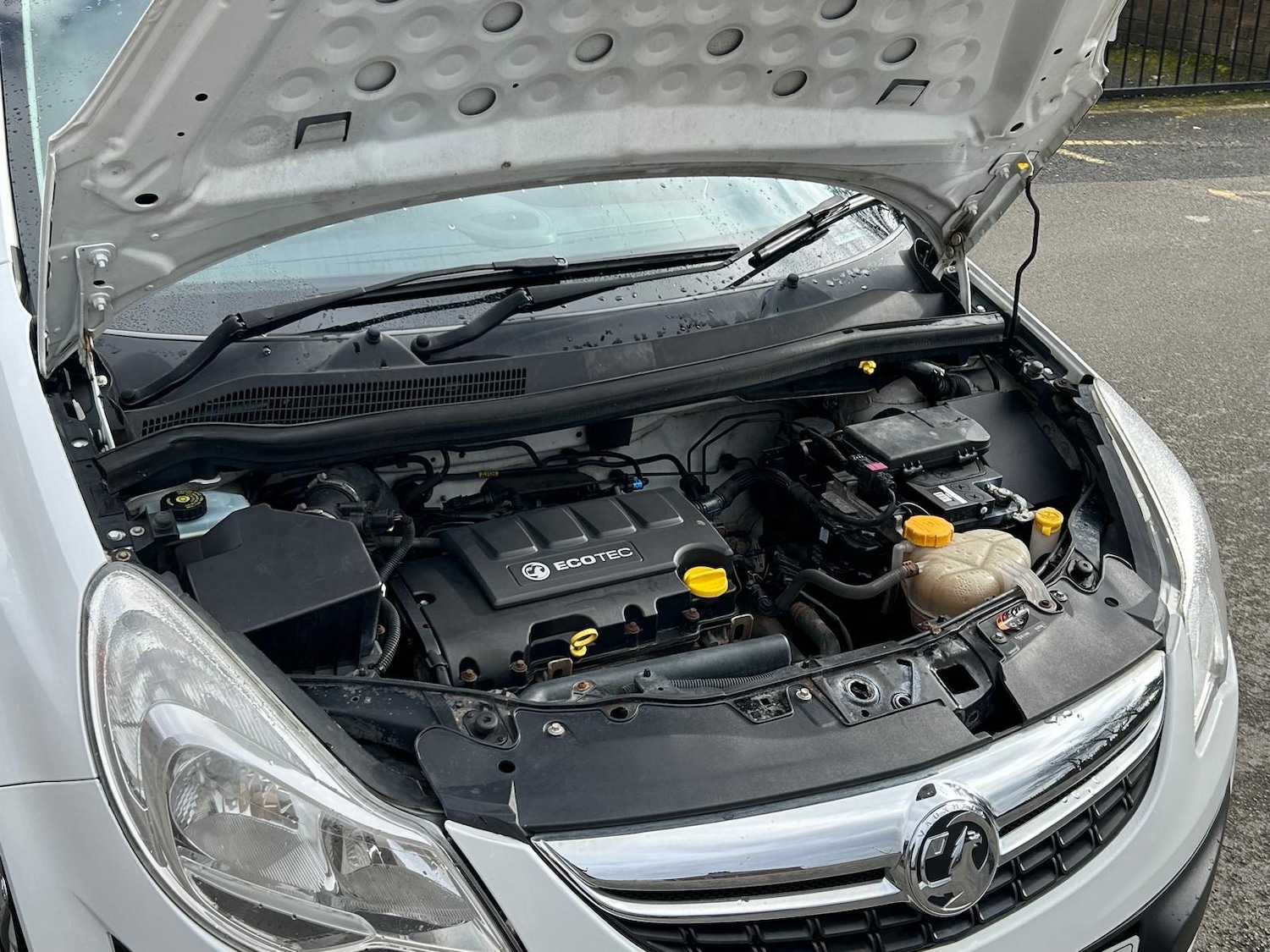 Used Vauxhall Corsa 2012 for sale - 77709490: Photo 24