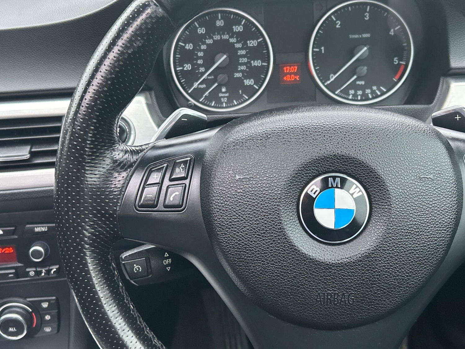 Used BMW 3 Series 2011 for sale - 77799243: Photo 34