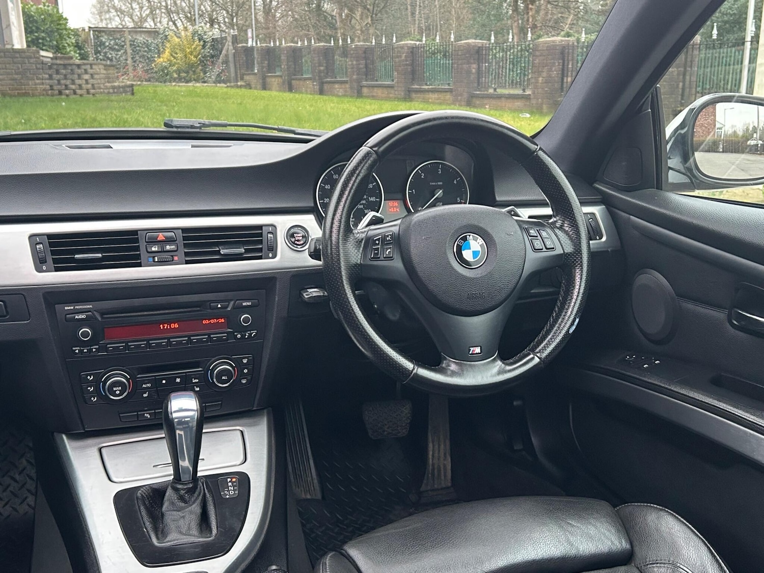 Used BMW 3 Series 2011 for sale - 77799243: Photo 36