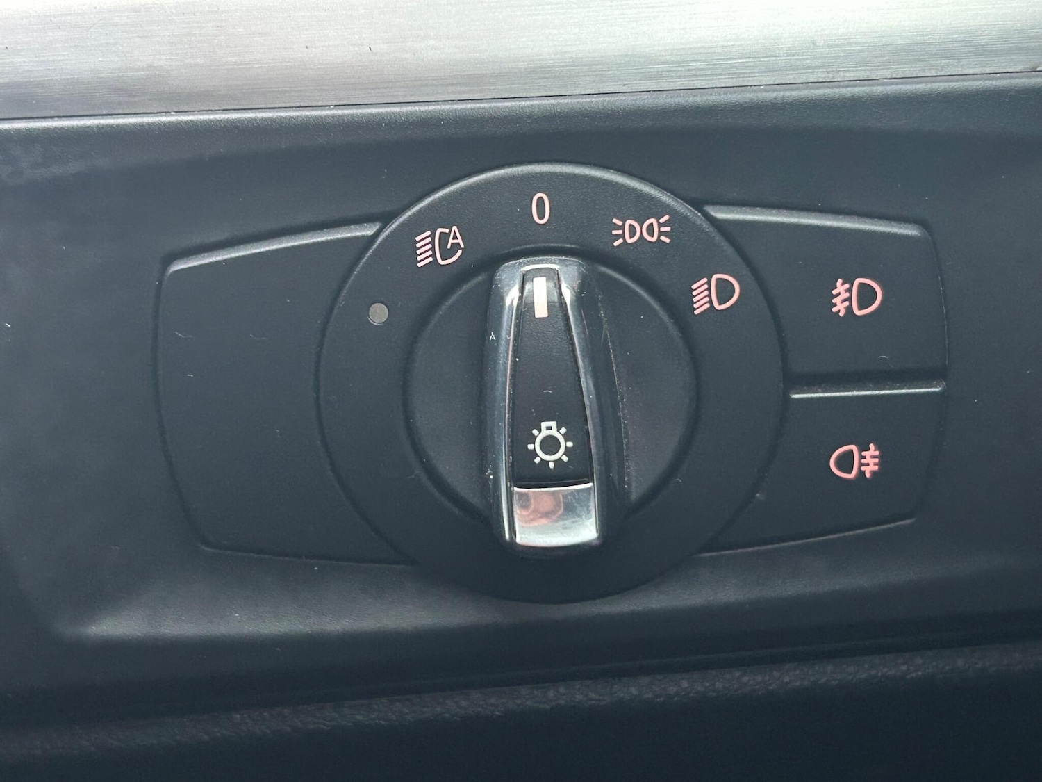 Used BMW 3 Series 2011 for sale - 77799243: Photo 51