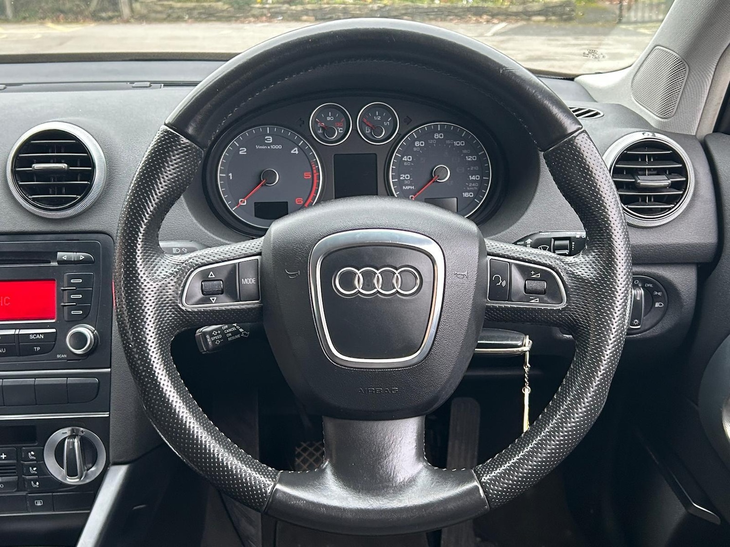 Used Audi A3 2010 for sale - 77395899: Photo 32