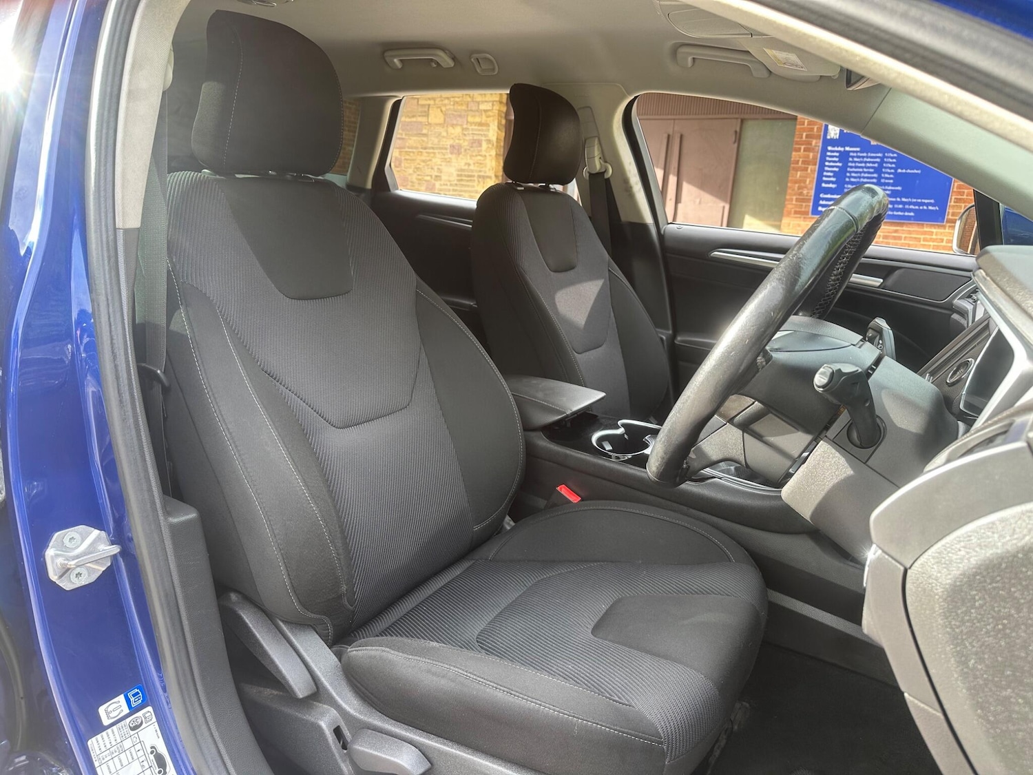 Used Ford Mondeo 2015 for sale - 76472104: Photo 23