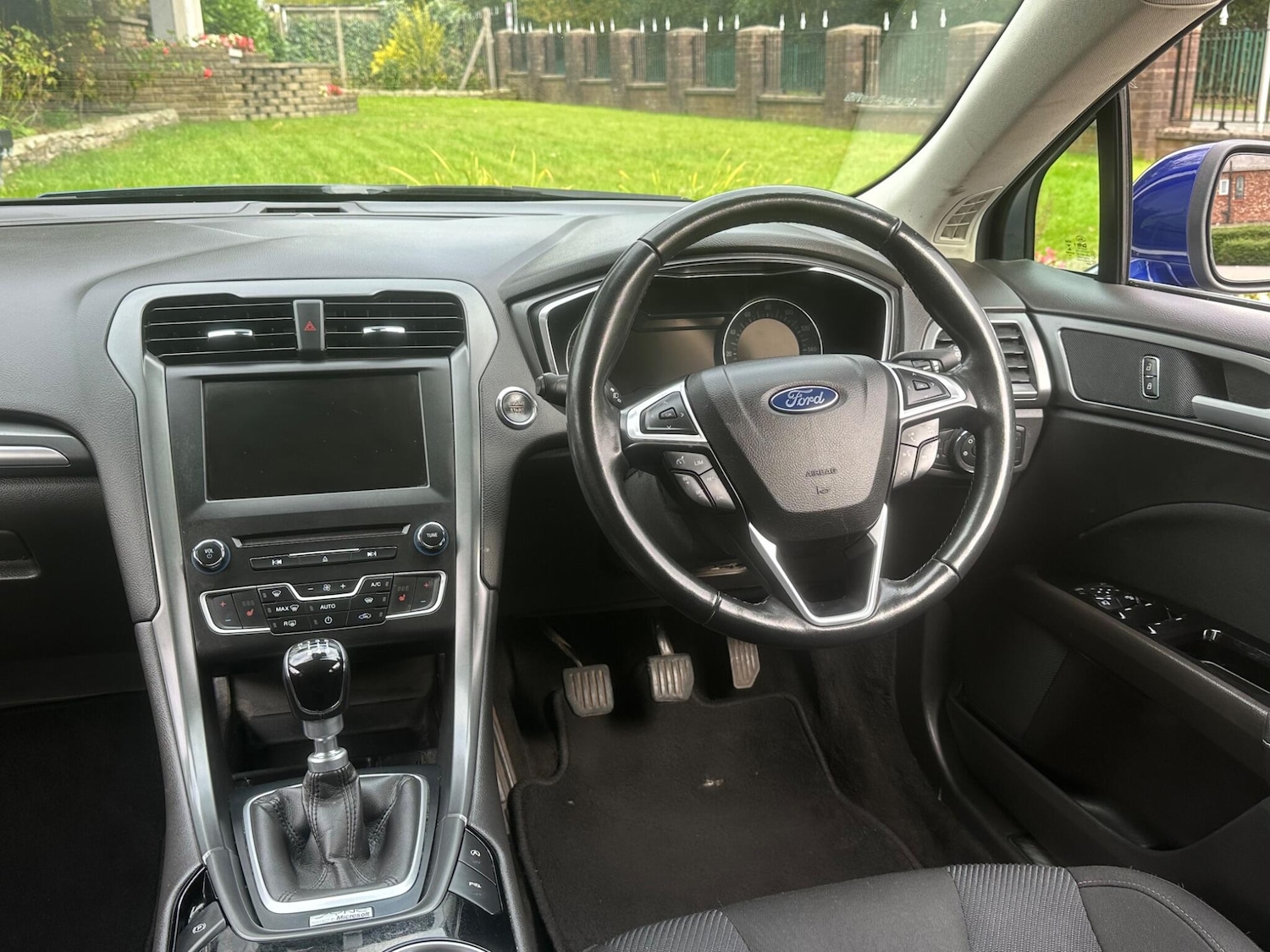 Used Ford Mondeo 2015 for sale - 76472104: Photo 24