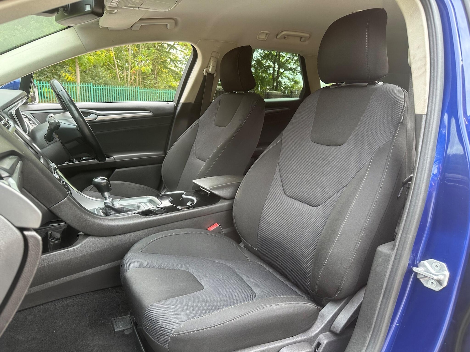 Used Ford Mondeo 2015 for sale - 76472104: Photo 30