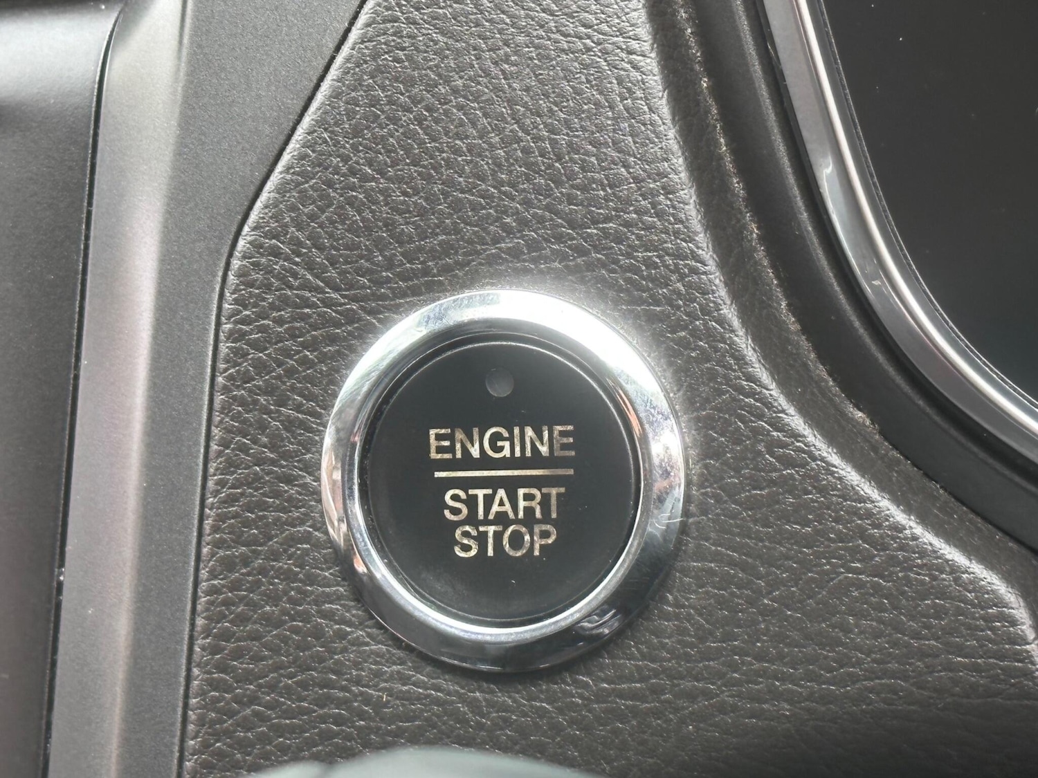 Used Ford Mondeo 2015 for sale - 76472104: Photo 38